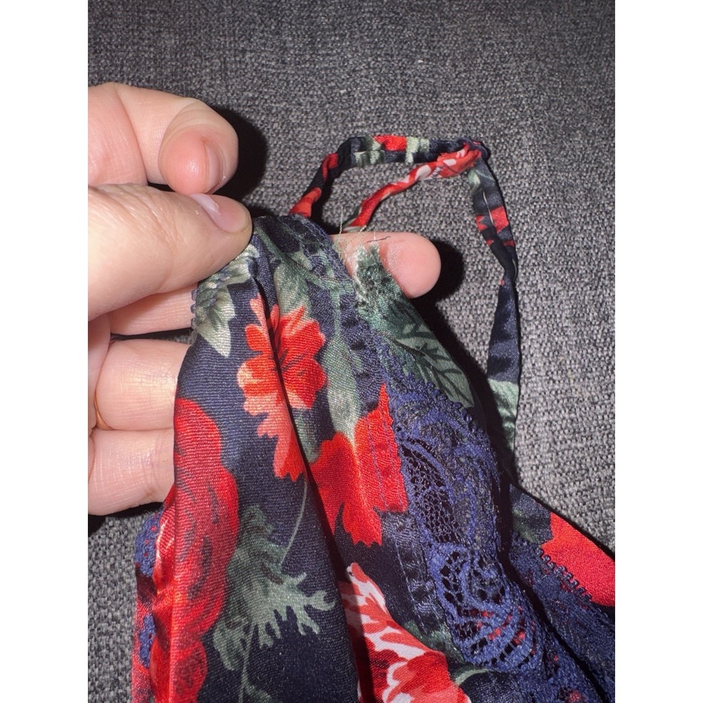 Vintage Valentino Intimo Floral Lace Underwire Bra 34B – Red Black Rose Print - Picture 2 of 6